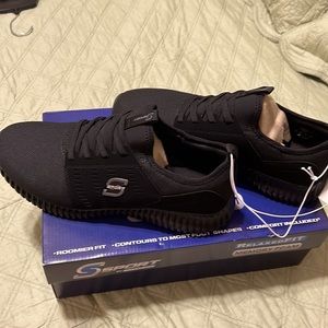 Skechers men’s memory foam slip on